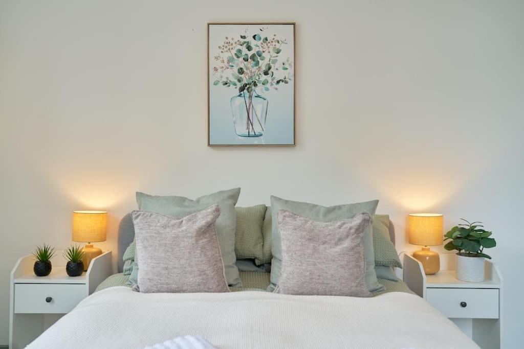 York City Central Apartment And Coffee Shop Bagian luar foto