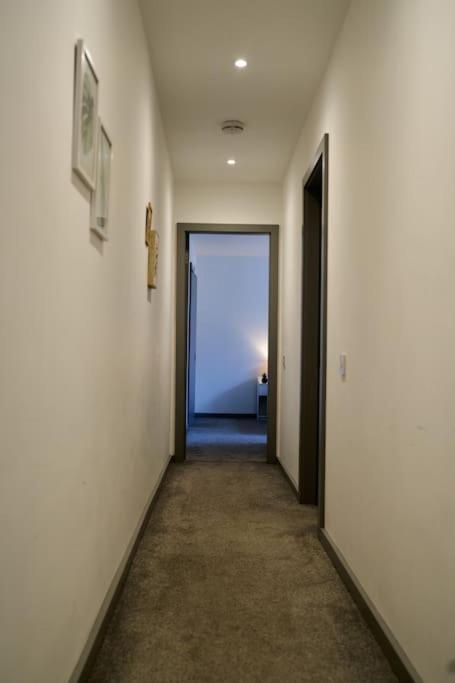 York City Central Apartment And Coffee Shop Bagian luar foto