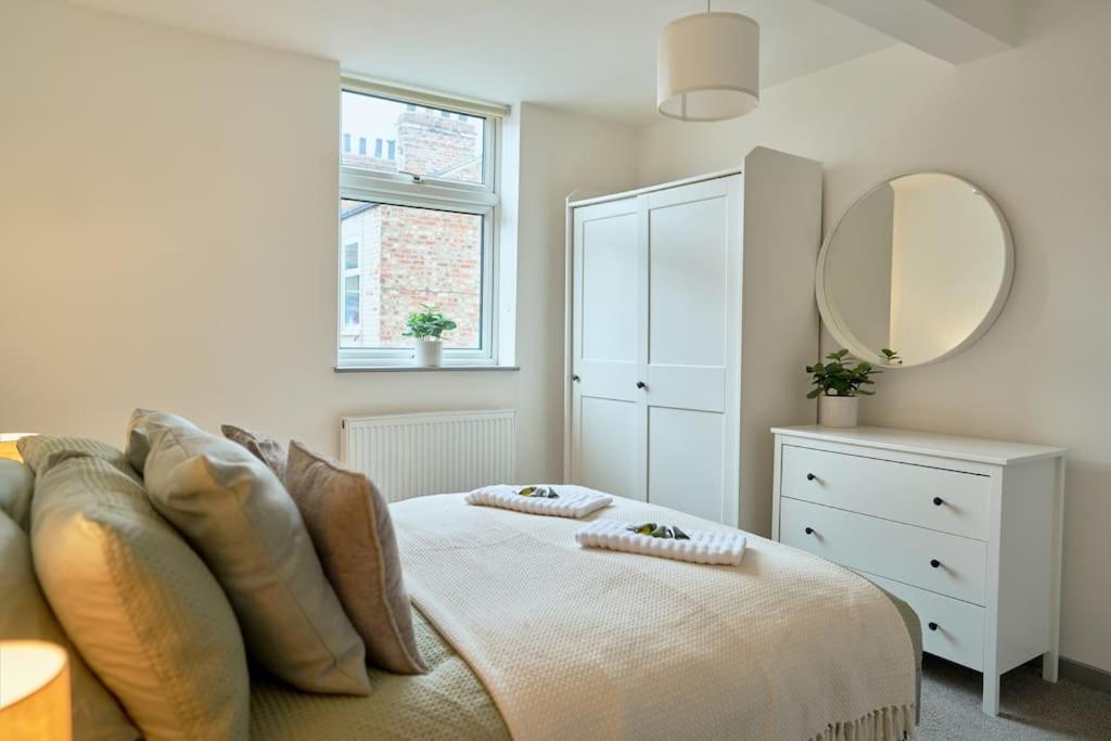 York City Central Apartment And Coffee Shop Bagian luar foto
