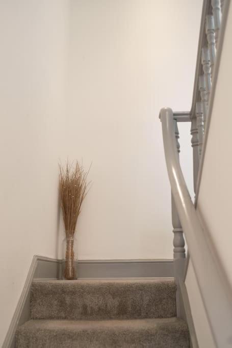 York City Central Apartment And Coffee Shop Bagian luar foto