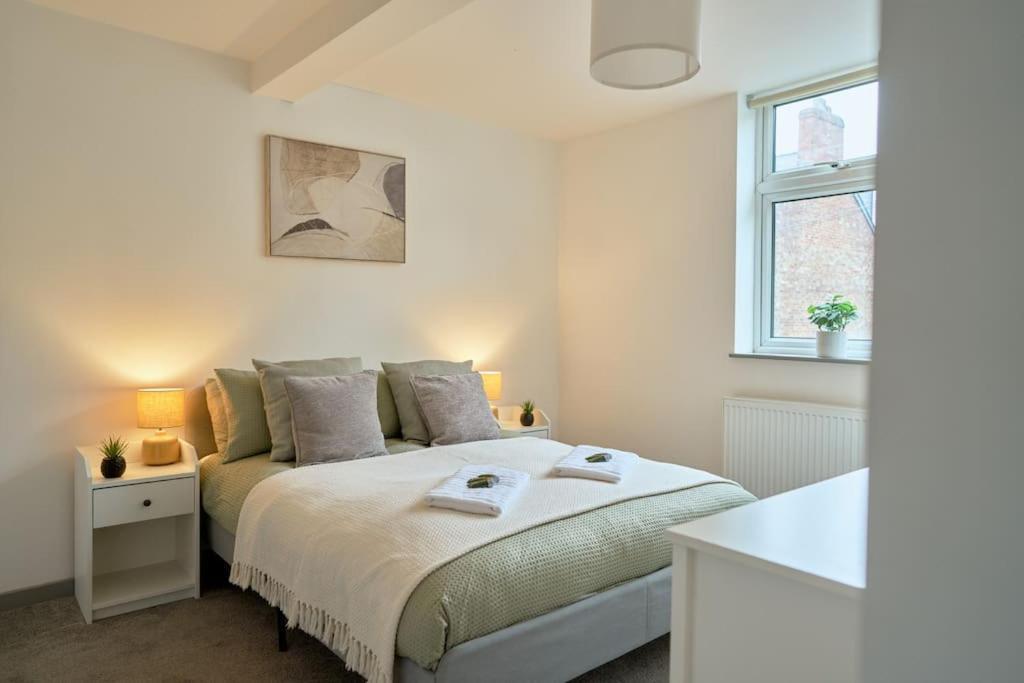 York City Central Apartment And Coffee Shop Bagian luar foto