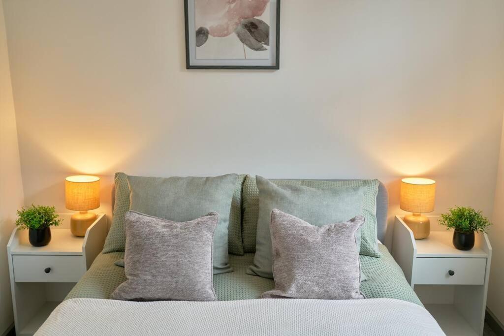 York City Central Apartment And Coffee Shop Bagian luar foto